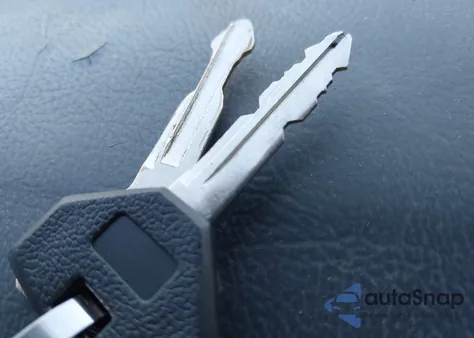 1993 Dodge Dakota z USA, uszkodzony, nr VIN 1B7FL26X8PS215092